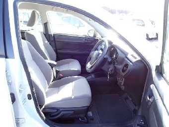 TOYOTA COROLLA AXIO 2016 Image 5