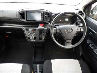 DAIHATSU MIRA E:S 2017 Image 6
