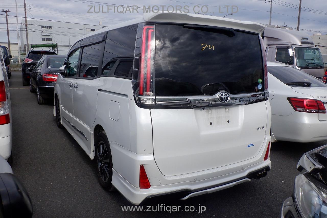 TOYOTA NOAH 2019 Image 22