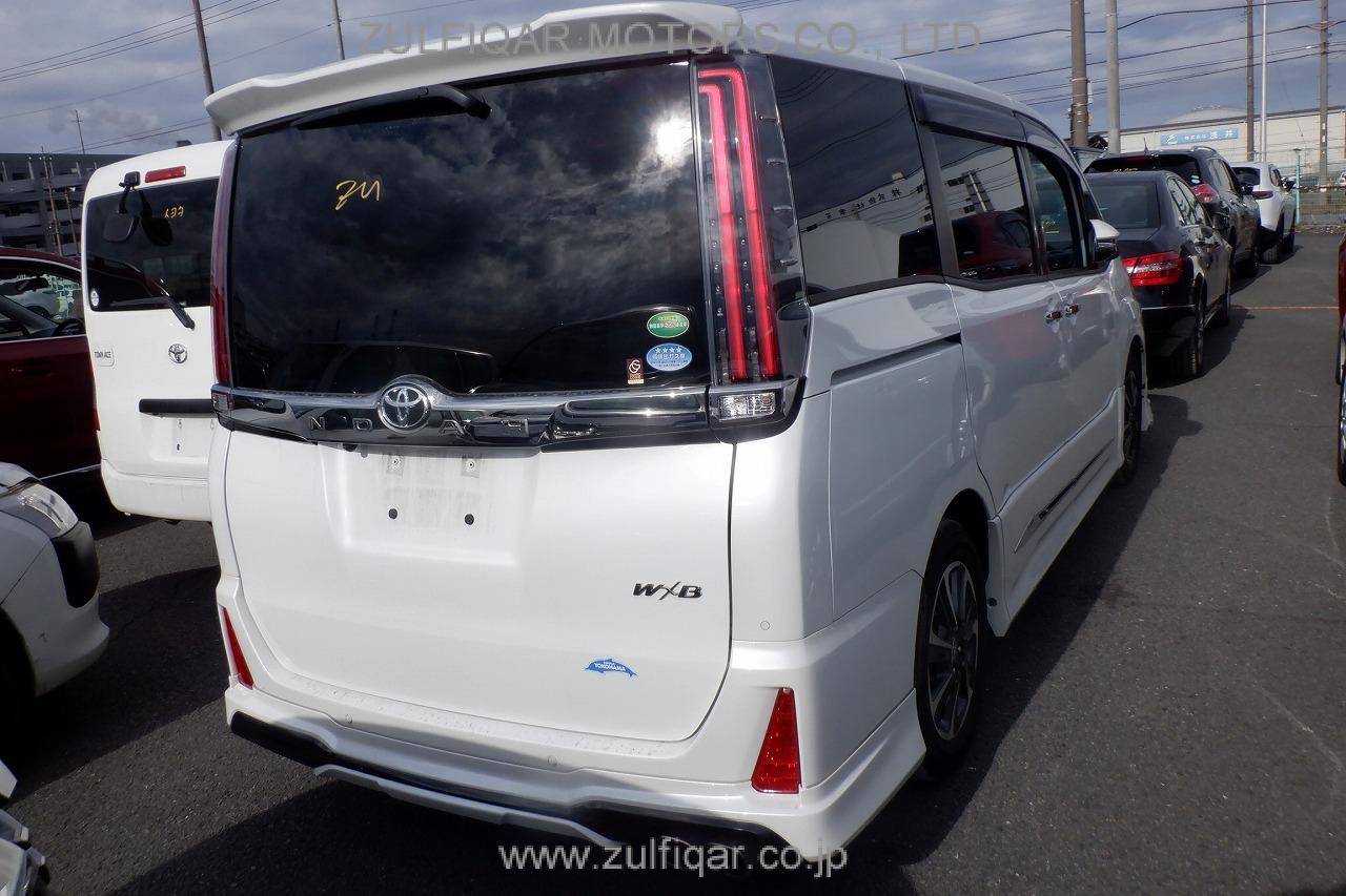 TOYOTA NOAH 2019 Image 23