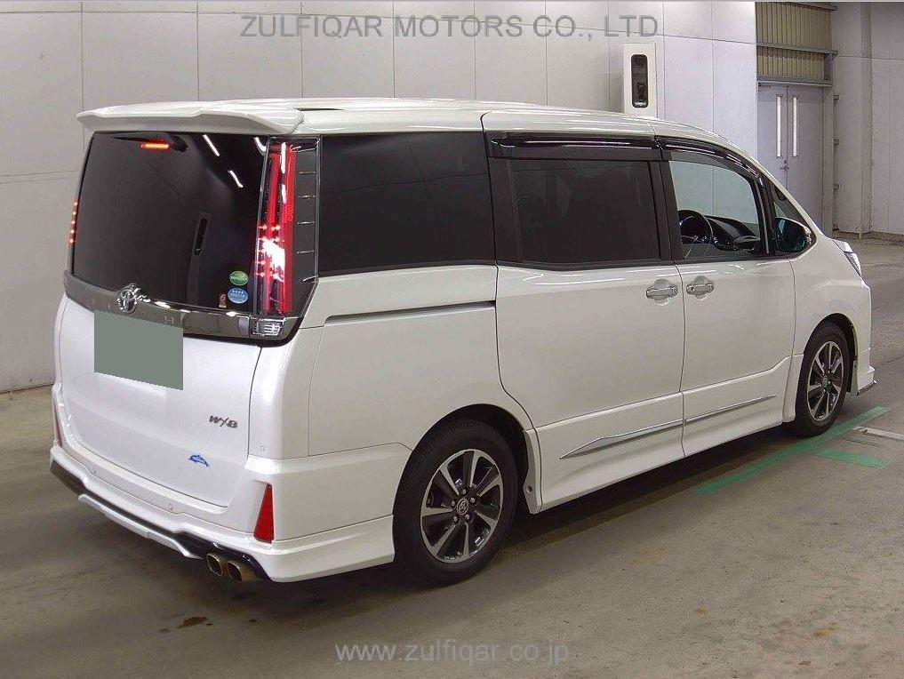 TOYOTA NOAH 2019 Image 5