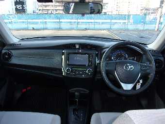 TOYOTA COROLLA AXIO 2017 Image 11