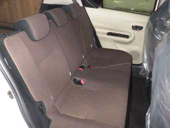 TOYOTA AQUA 2013 Image 7