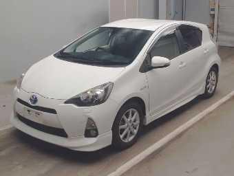 TOYOTA AQUA 2012 Image 1