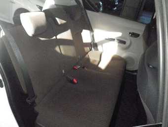 TOYOTA AQUA 2012 Image 7