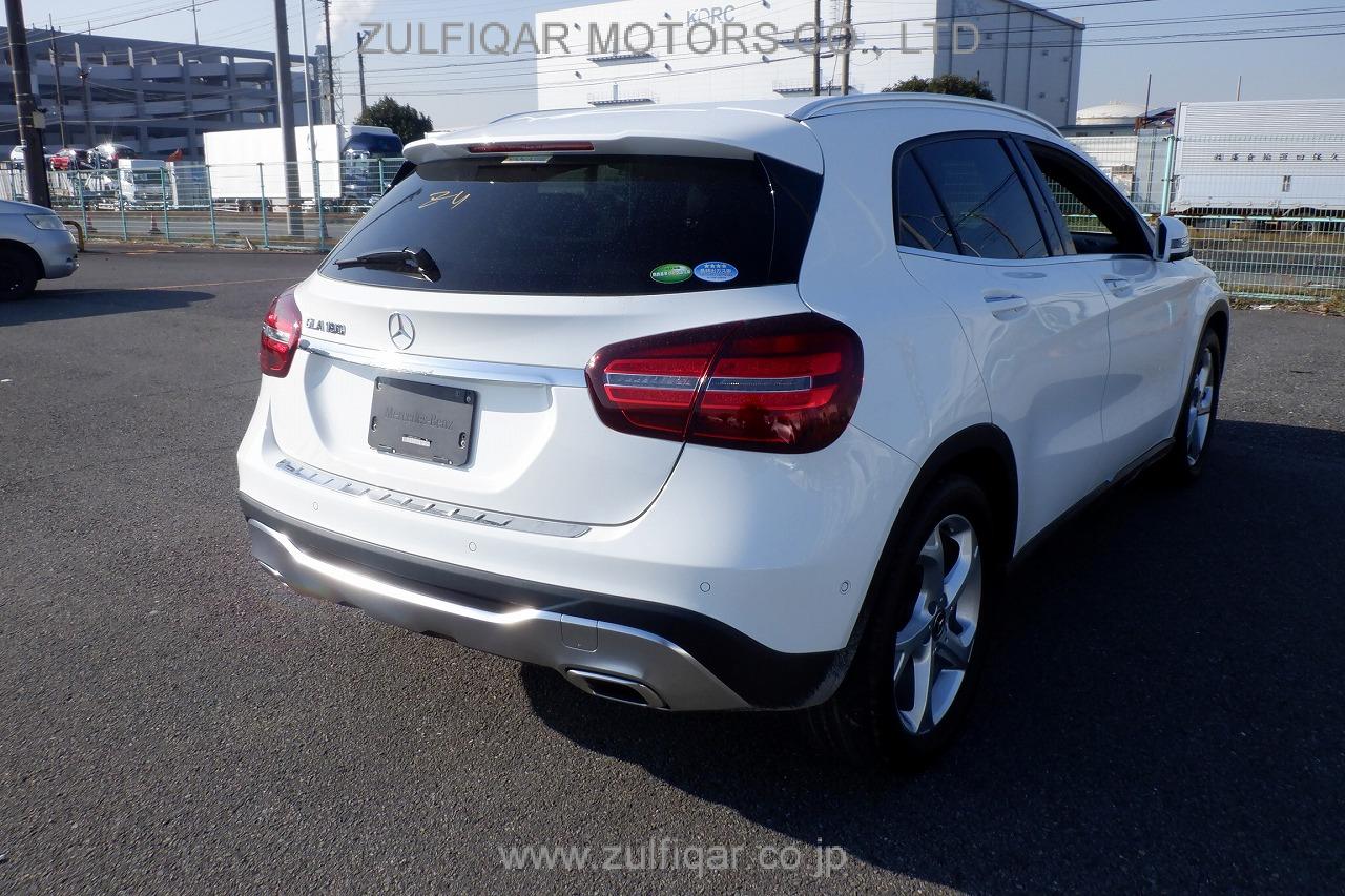 MERCEDES BENZ GLA CLASS 2018 Image 24