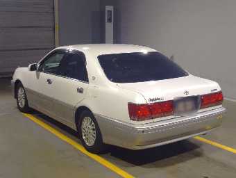TOYOTA CROWN 2002 Image 4