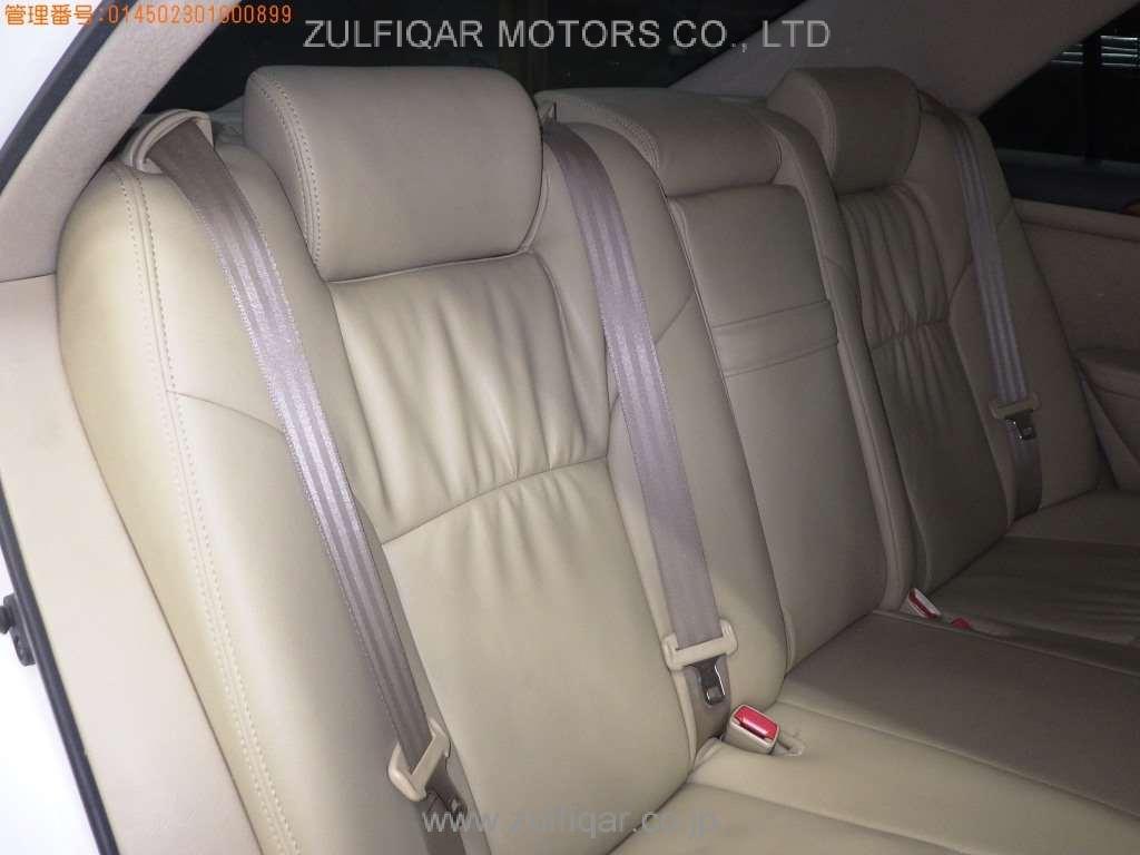 TOYOTA CROWN 2004 Image 7