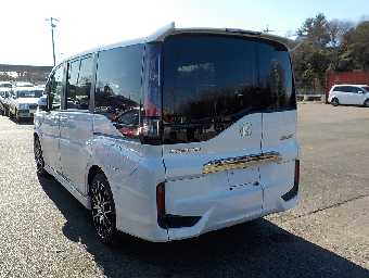 HONDA STEPWGN SPADA 2018 Image 18