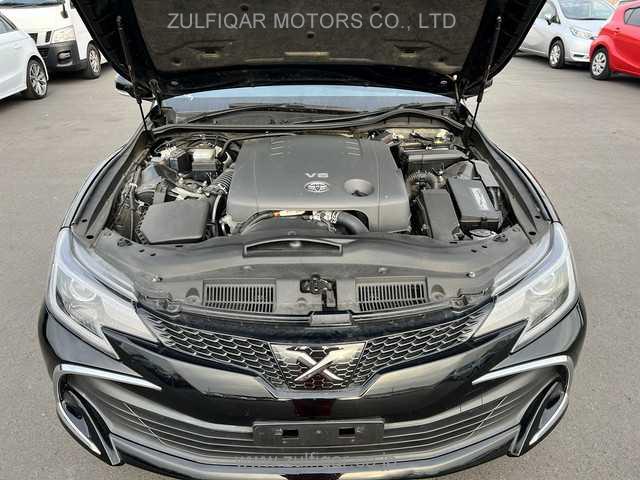 TOYOTA MARK X 2019 Image 12