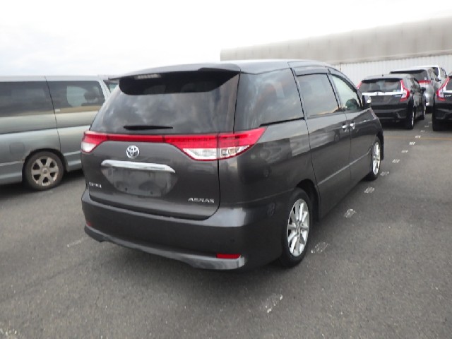 TOYOTA ESTIMA 2010 Image 30