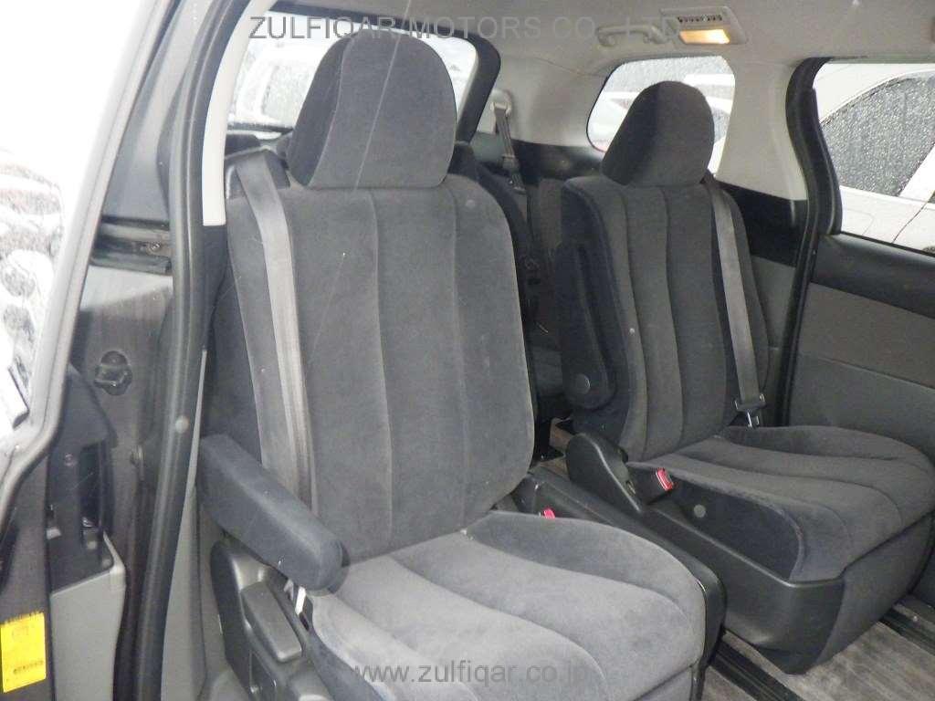 TOYOTA ESTIMA 2010 Image 7