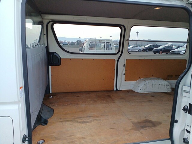 TOYOTA HIACE 2017 Image 26