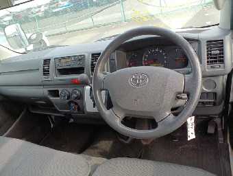 TOYOTA HIACE 2017 Image 26