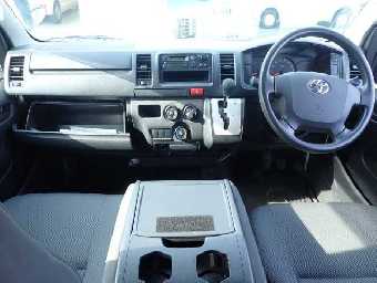 TOYOTA HIACE 2017 Image 5