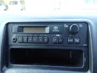 TOYOTA HIACE 2017 Image 6