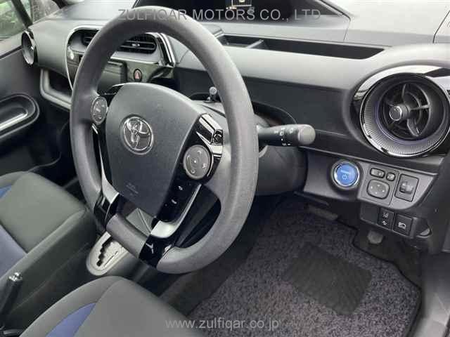 TOYOTA AQUA 2019 Image 3