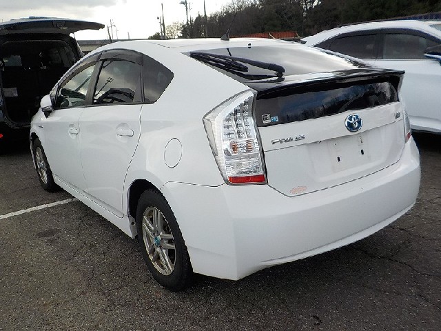 TOYOTA PRIUS 2011 Image 19