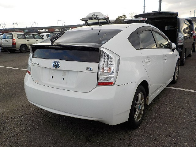 TOYOTA PRIUS 2011 Image 20