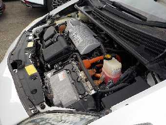 TOYOTA PRIUS 2011 Image 16