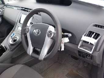 TOYOTA PRIUS 2011 Image 4