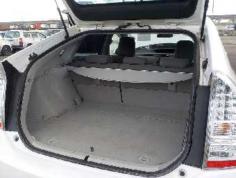 TOYOTA PRIUS 2011 Image 10