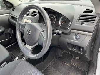 SUZUKI SWIFT 2010 Image 3