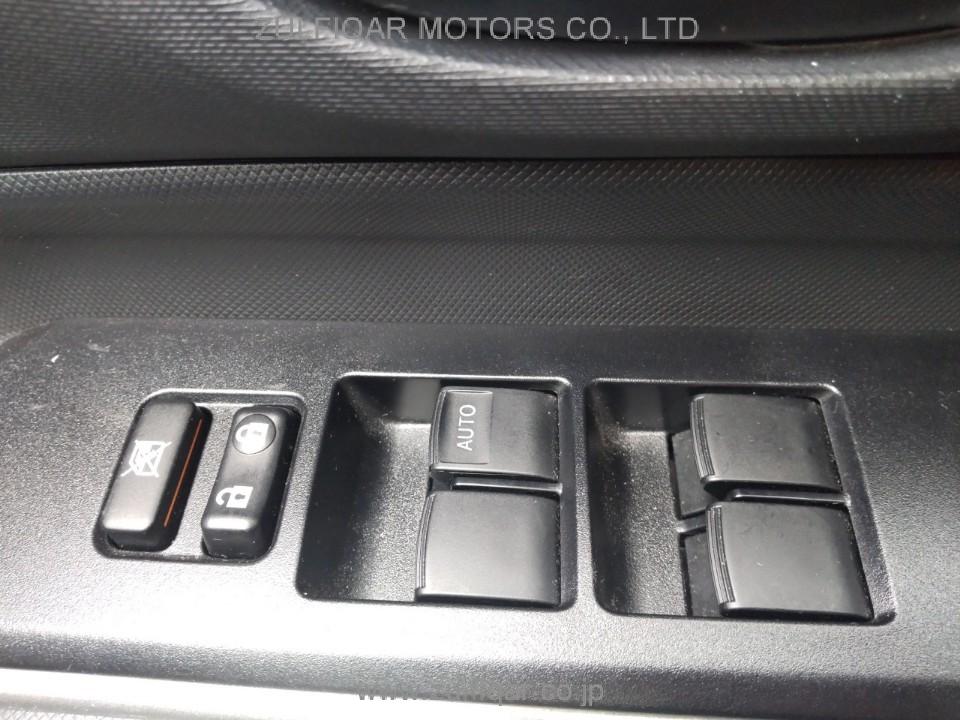 TOYOTA AQUA 2019 Image 12