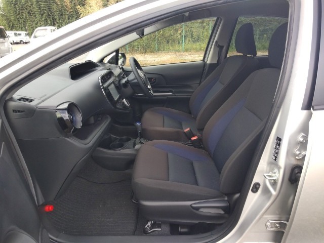 TOYOTA AQUA 2019 Image 20