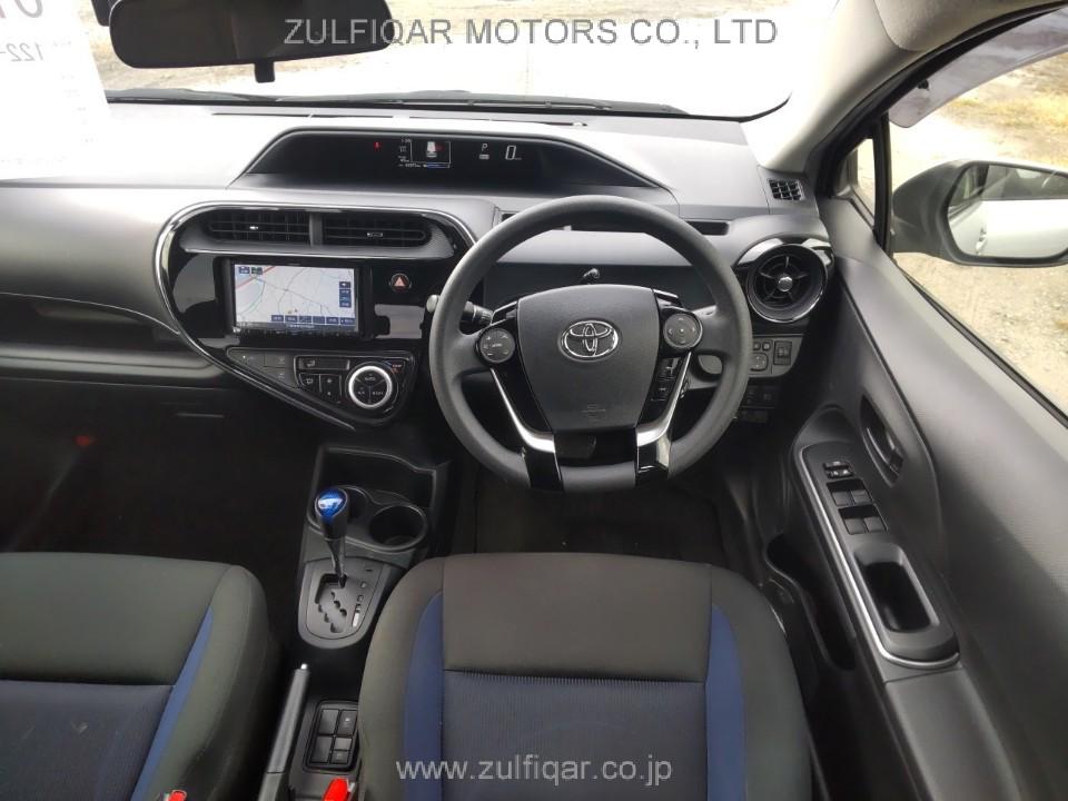 TOYOTA AQUA 2019 Image 8