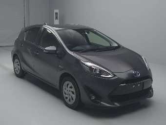 TOYOTA AQUA 2019 Image 3