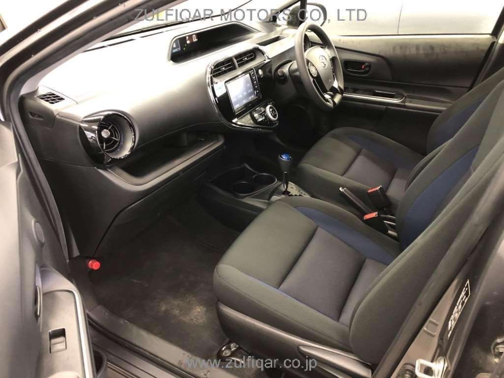 TOYOTA AQUA 2019 Image 9