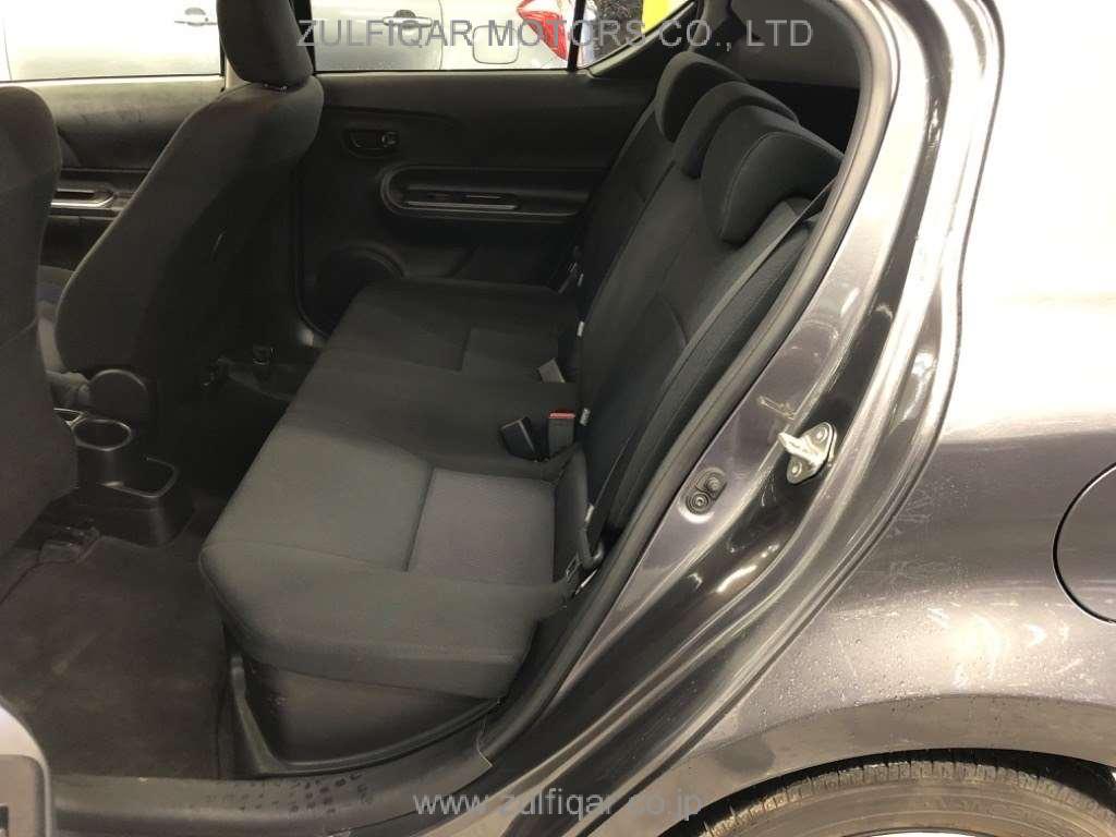 TOYOTA AQUA 2019 Image 10