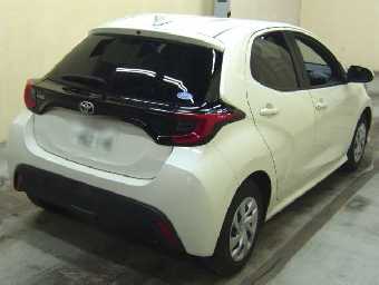 TOYOTA YARIS 2021 Image 2