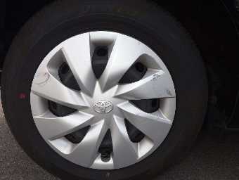 TOYOTA VITZ 2019 Image 9