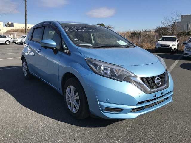 NISSAN NOTE 2018 Image 21