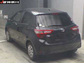 TOYOTA VITZ 2019 Image 2