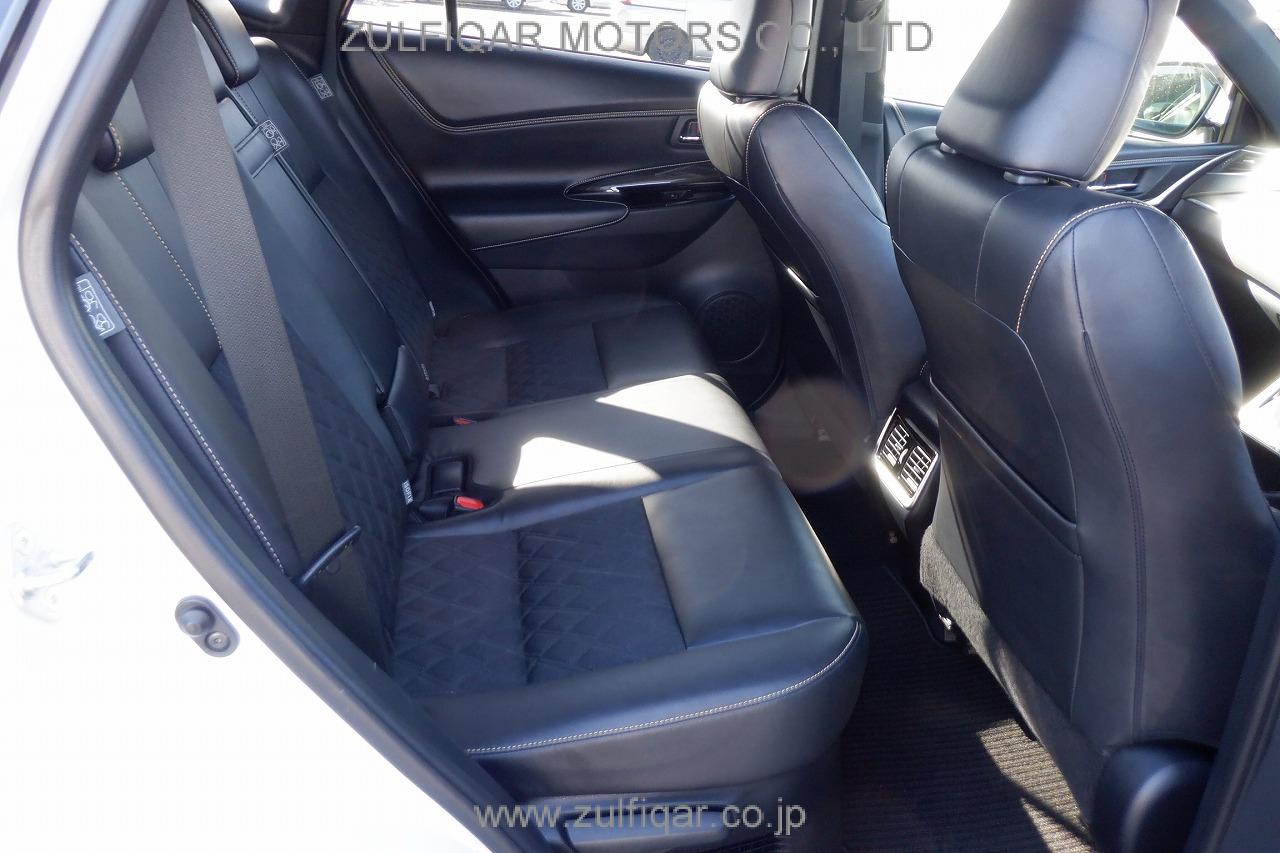 TOYOTA HARRIER 2018 Image 11