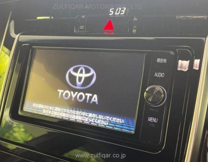 TOYOTA HARRIER 2018 Image 3