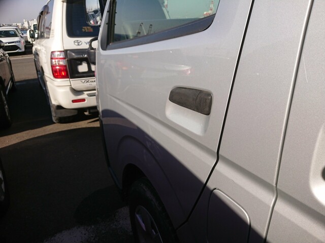 TOYOTA REGIUSACE 2017 Image 45