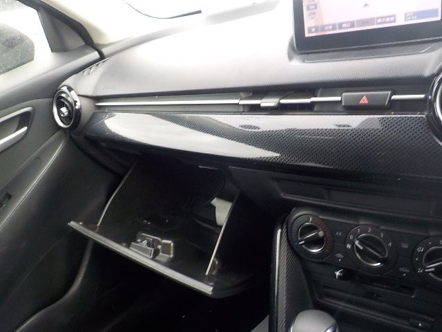 MAZDA DEMIO 2018 Image 22