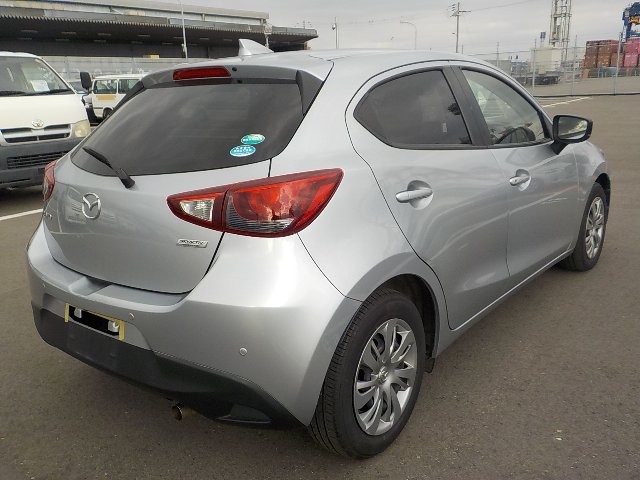 MAZDA DEMIO 2018 Image 28