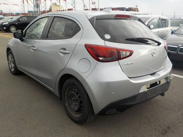 MAZDA DEMIO 2018 Image 29