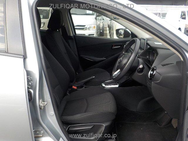 MAZDA DEMIO 2018 Image 23