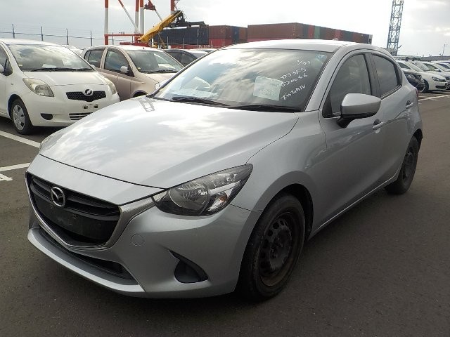 MAZDA DEMIO 2018 Image 26