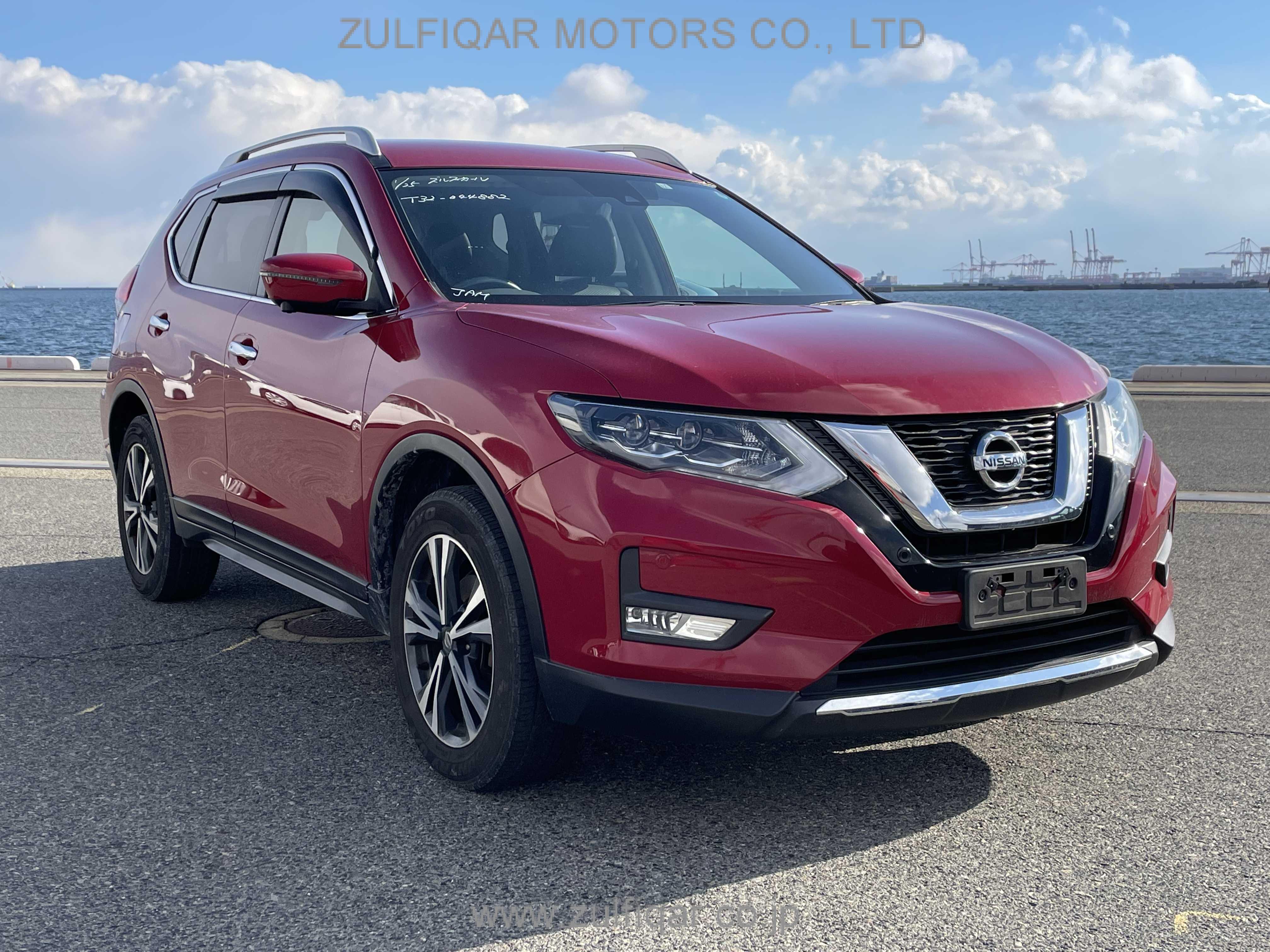 NISSAN X-TRAIL 2017 Image 2