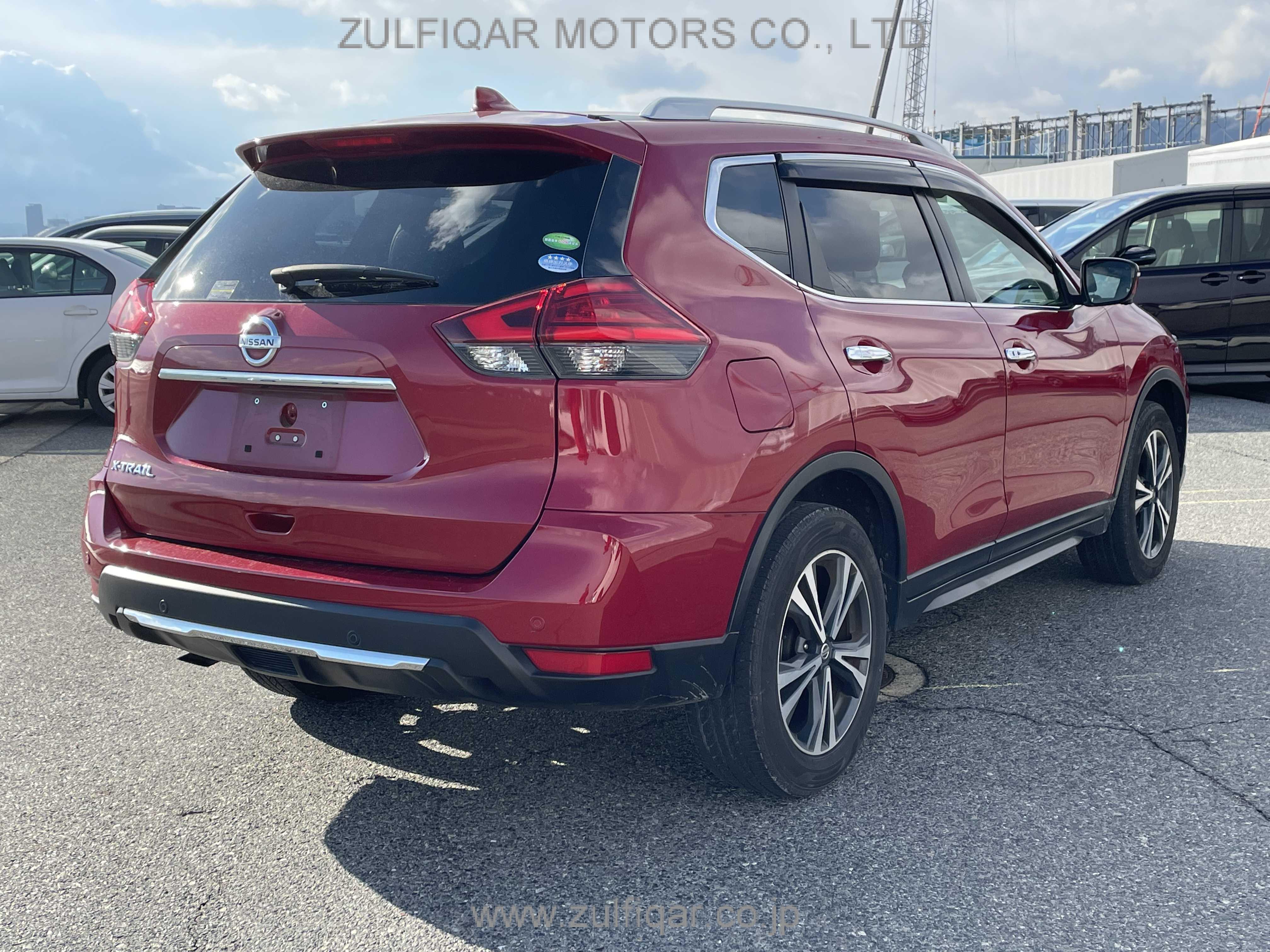 NISSAN X-TRAIL 2017 Image 8