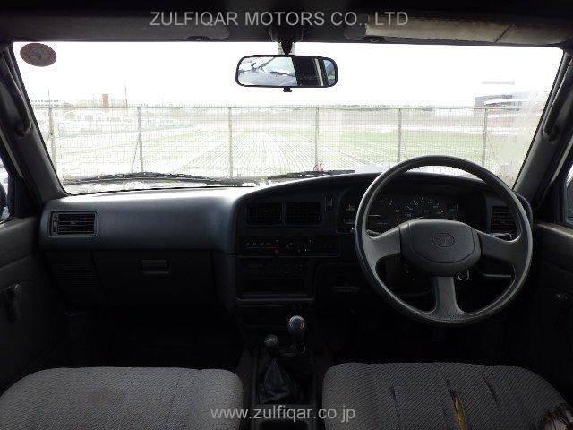 TOYOTA HILUX 1991 Image 5