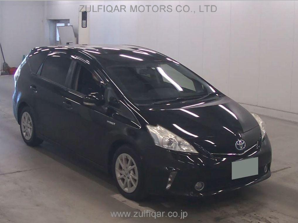 TOYOTA PRIUS ALPHA 2013 Image 1