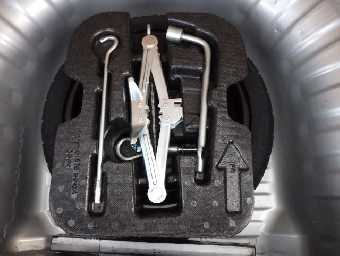 NISSAN MARCH 2017 Image 14